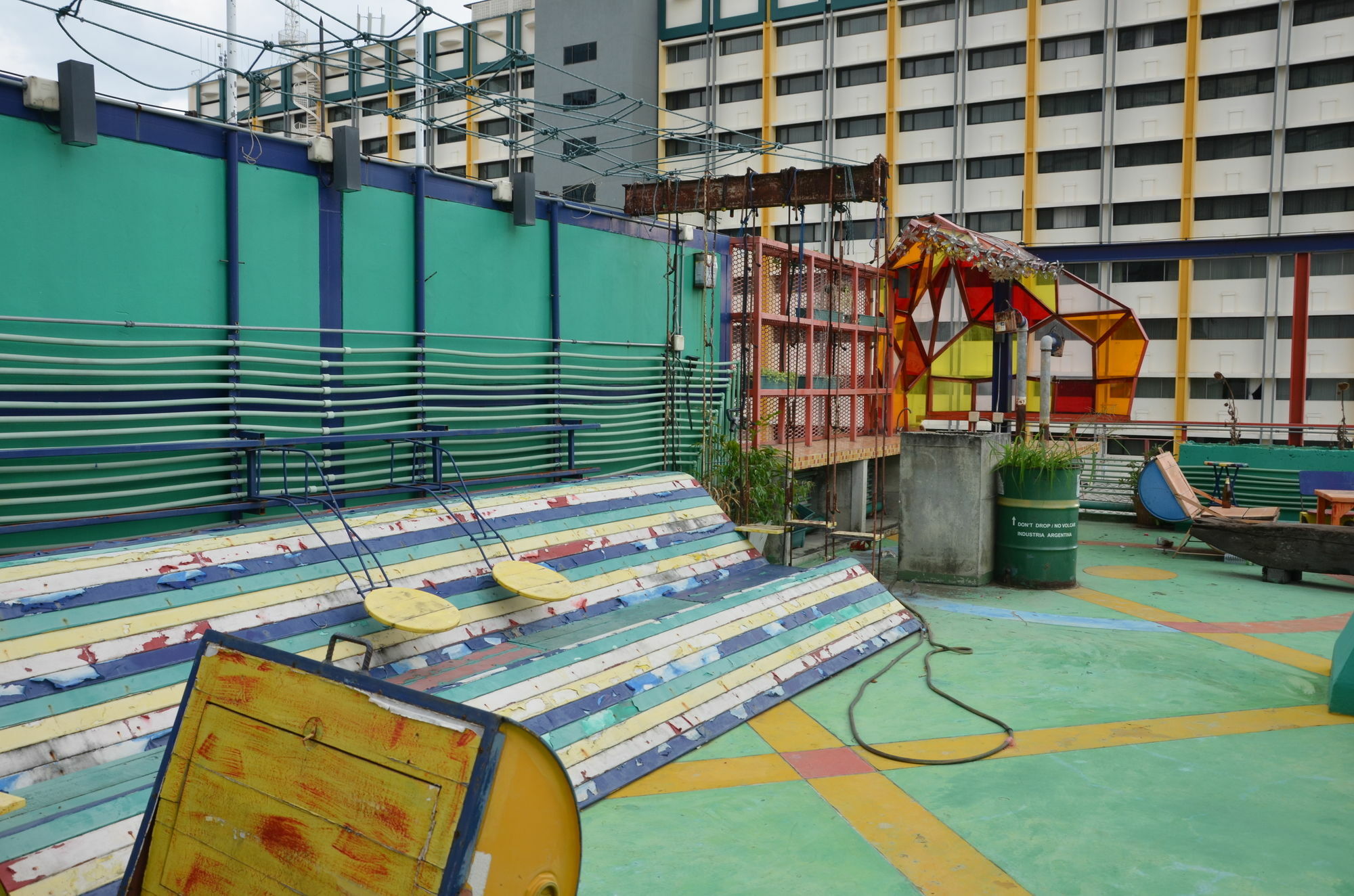 Silom Art Hostel Bangkok Exterior foto